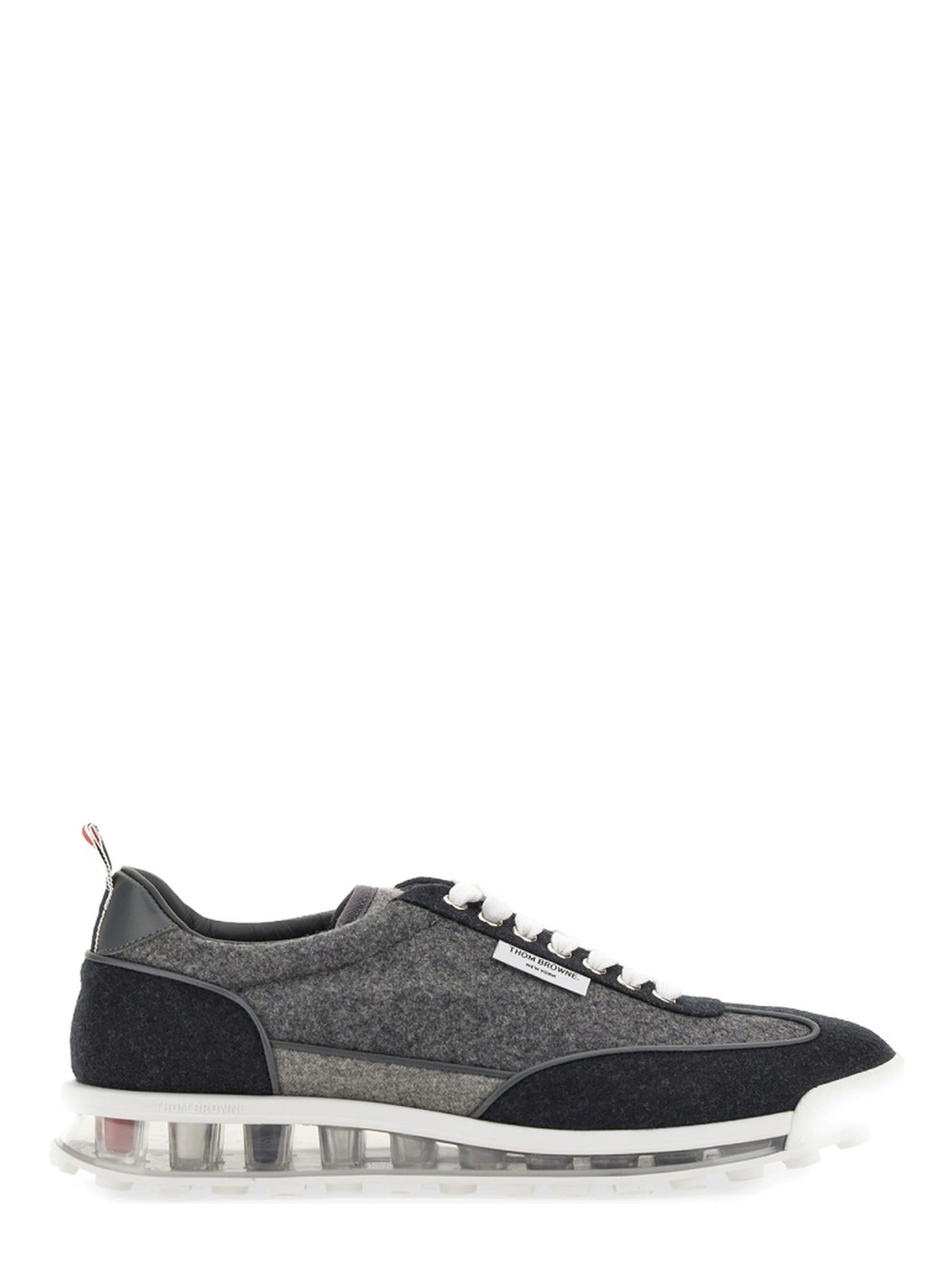 TECH RUNNER SNEAKER