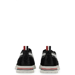 TECH RUNNER SNEAKER