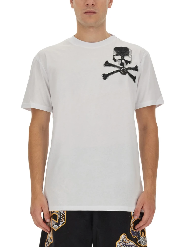 T-SHIRT WITH LOGO