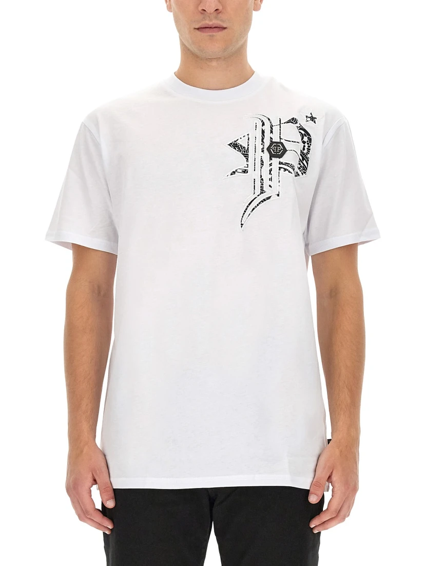 T-SHIRT WITH LOGO
