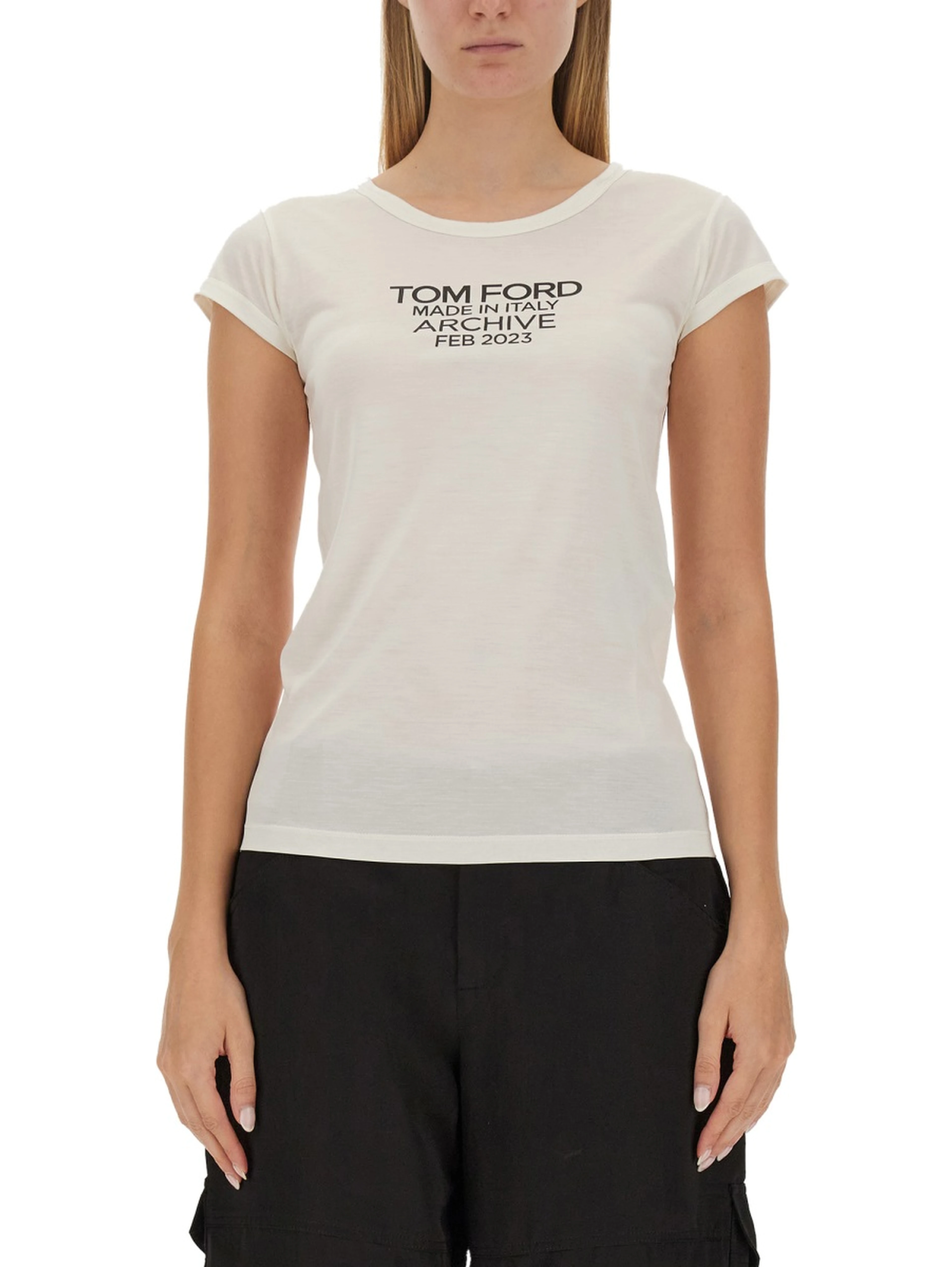 T-SHIRT WITH LOGO