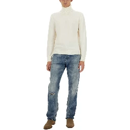 JEANS IN DENIM