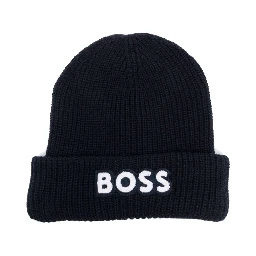 beanie with contrasting logo