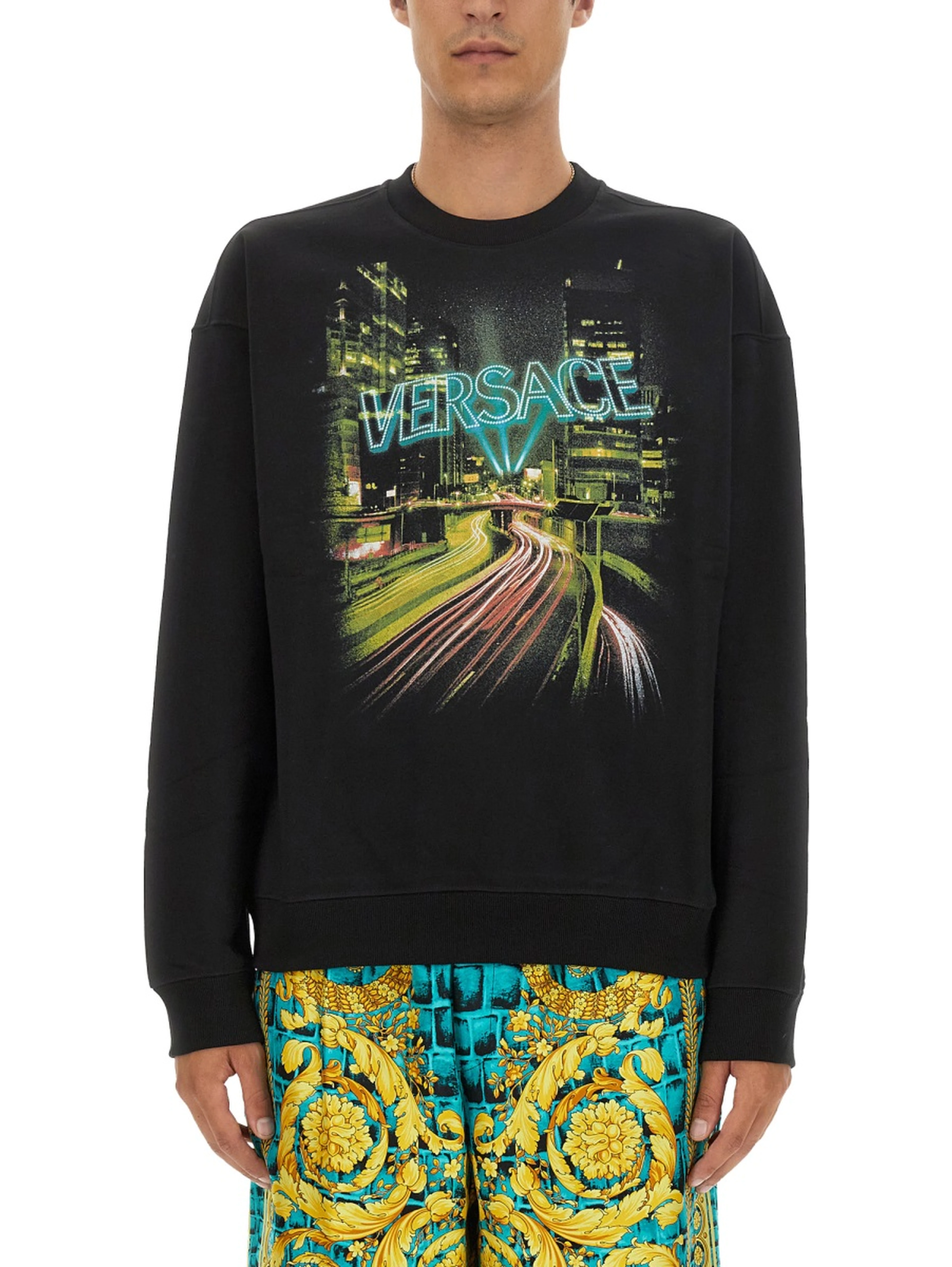 SWEATSHIRT WITH LOGO