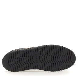 SNEAKER WITH LOGO