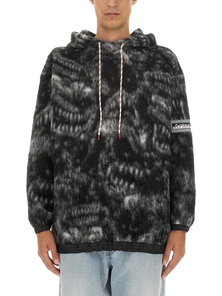 OVERSIZE SWEATSHIRT