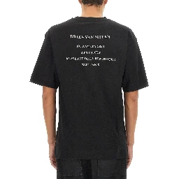 T-SHIRT WITH LOGO
