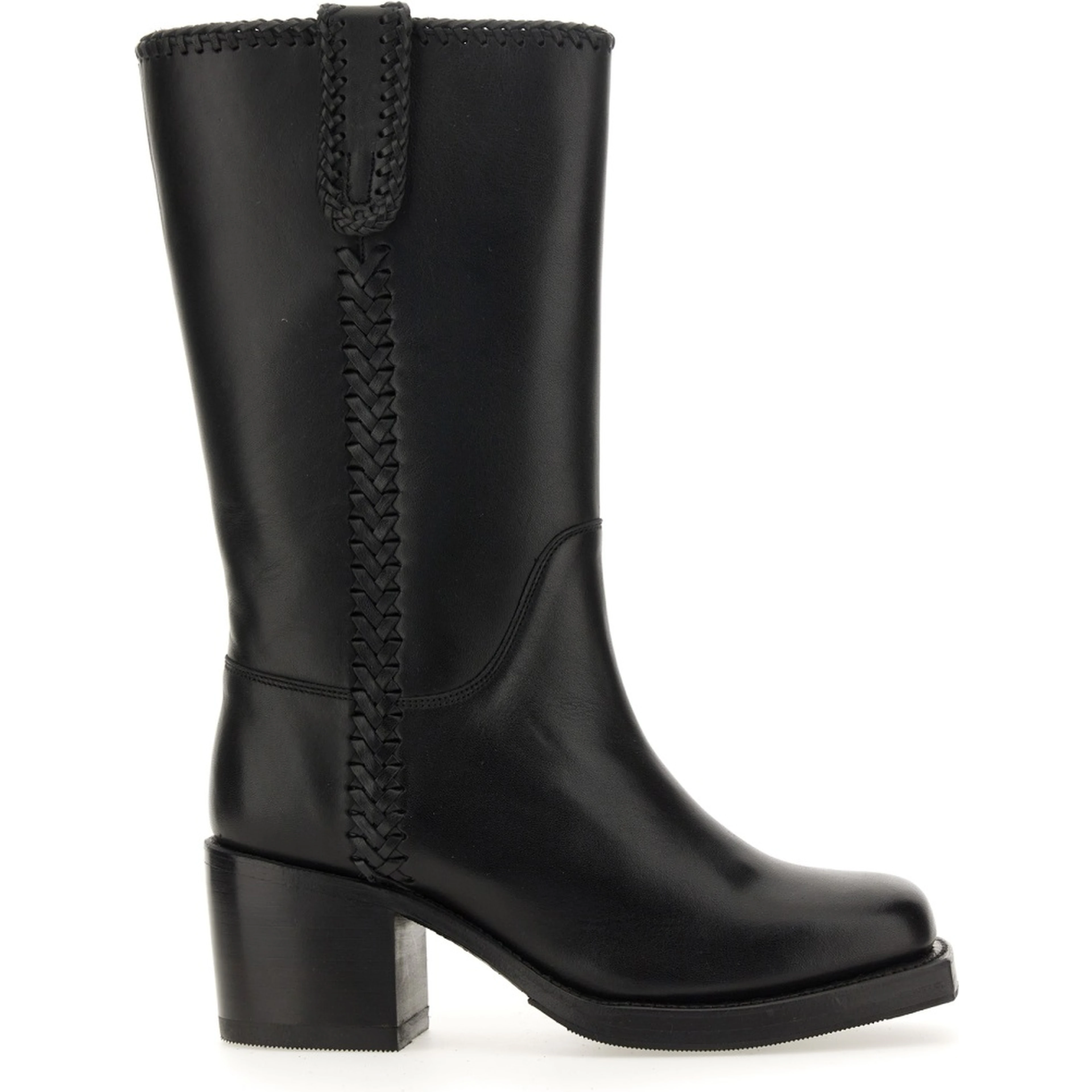 BOOT "AUMANDRA"