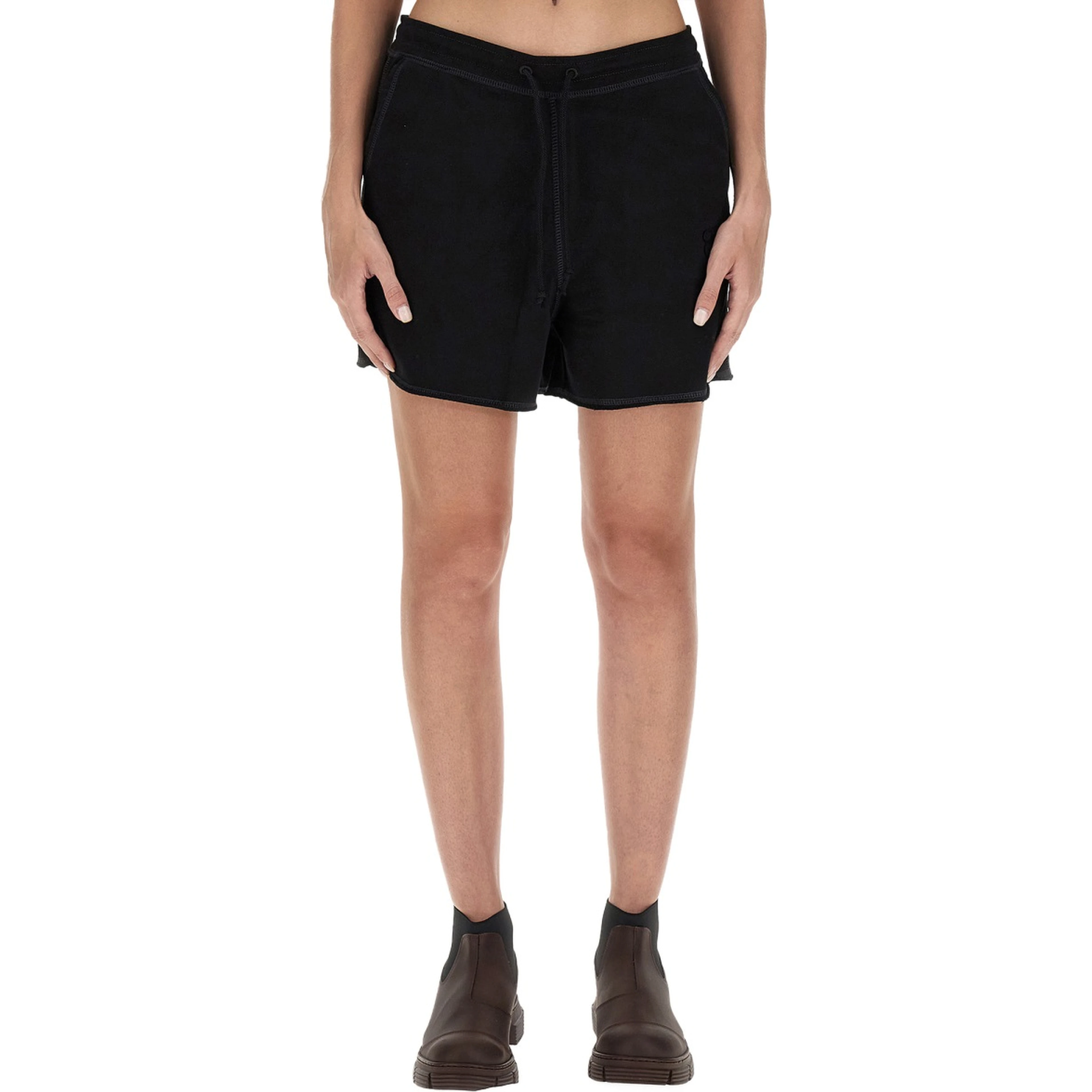 SWEAT SHORTS.