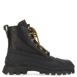 BOOT CANADIAN