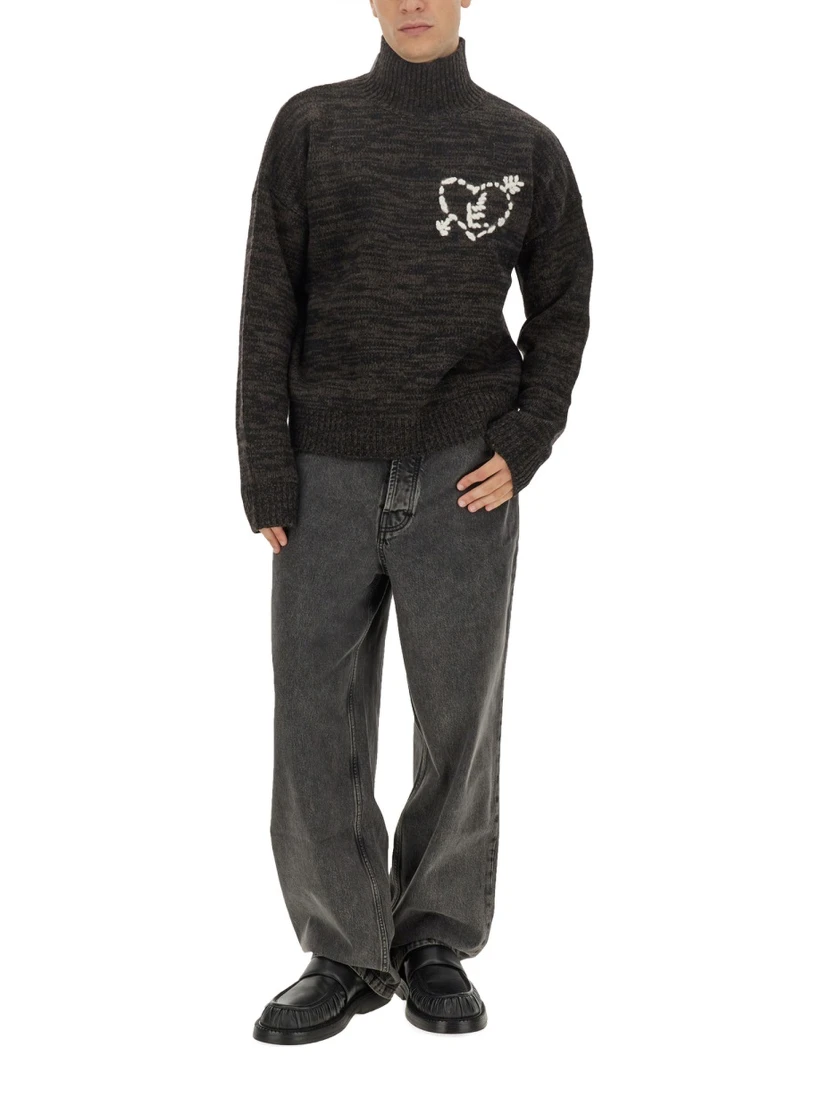 بنطلون جينز واسع الساق