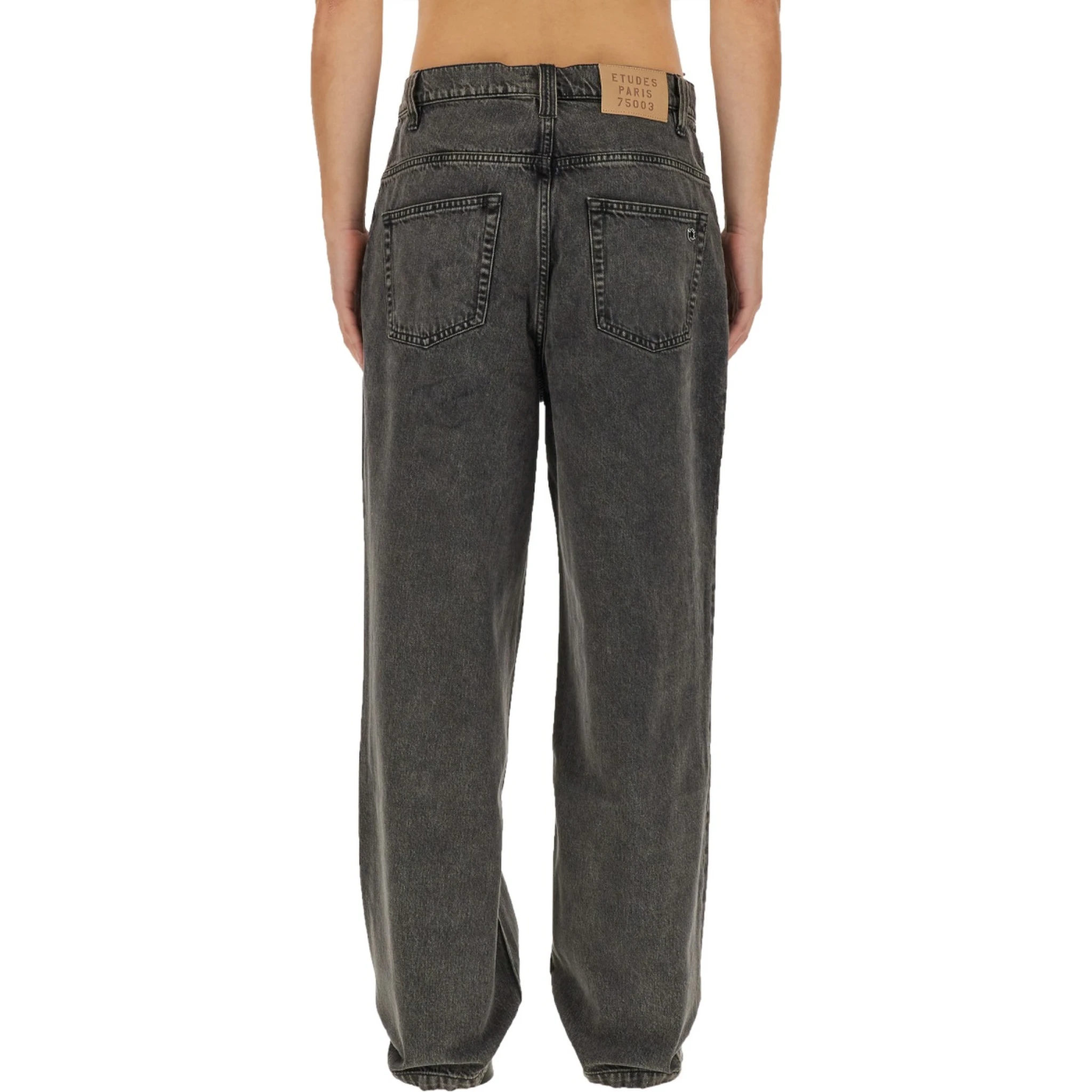 بنطلون جينز واسع الساق