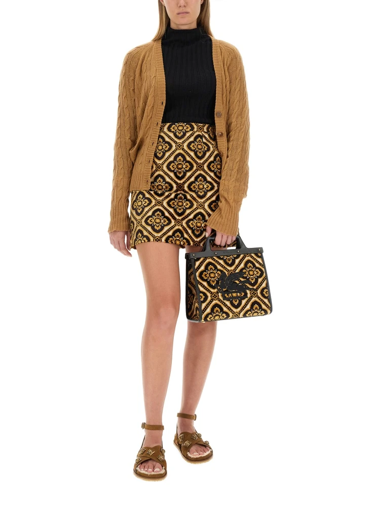 V-NECK CARDIGAN alternative