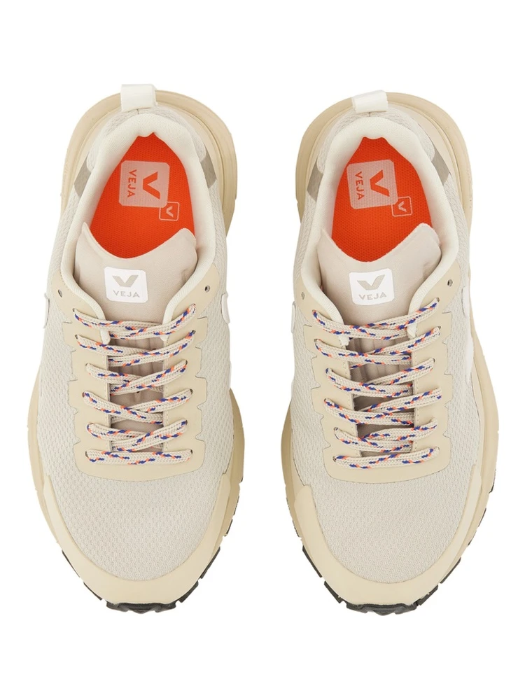 DEKKAN LOW-TOP SNEAKER alternative