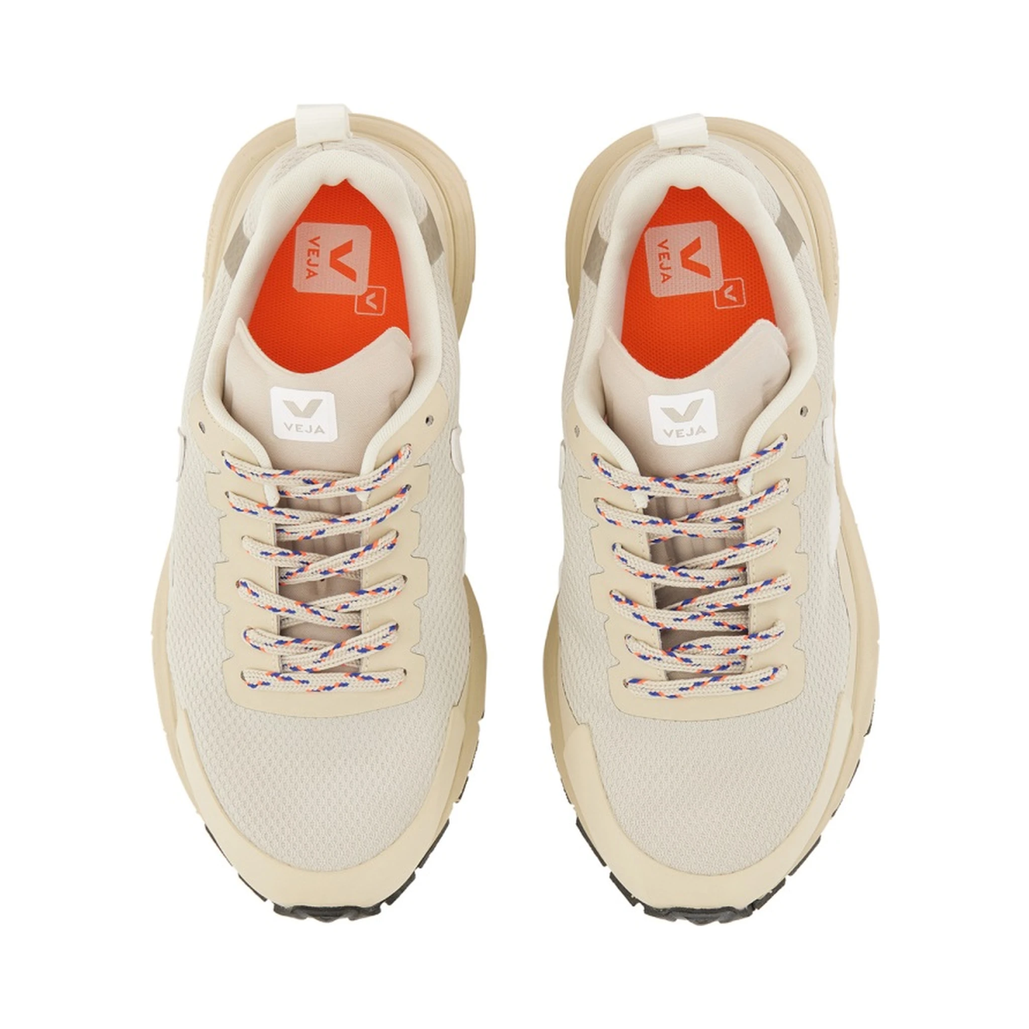 DEKKAN LOW-TOP SNEAKER