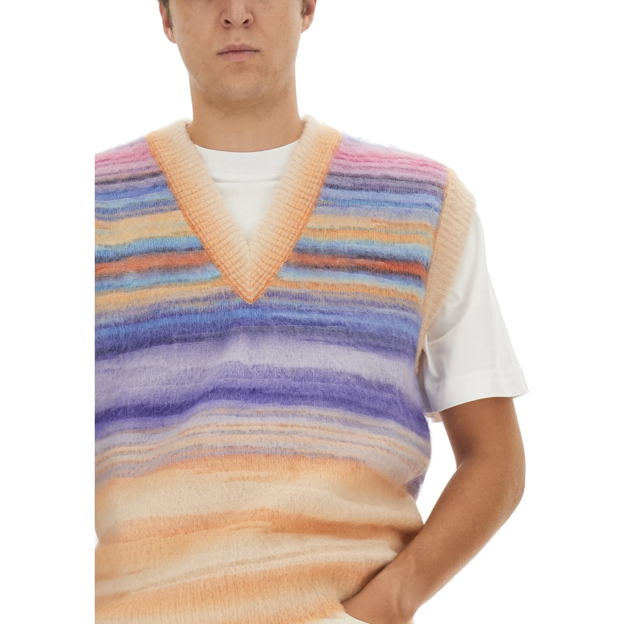 KNITTED VEST
