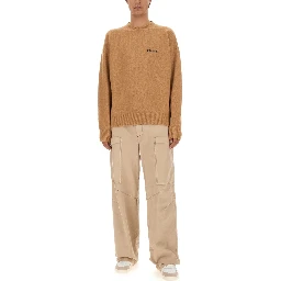 قميص رياضي بشعار