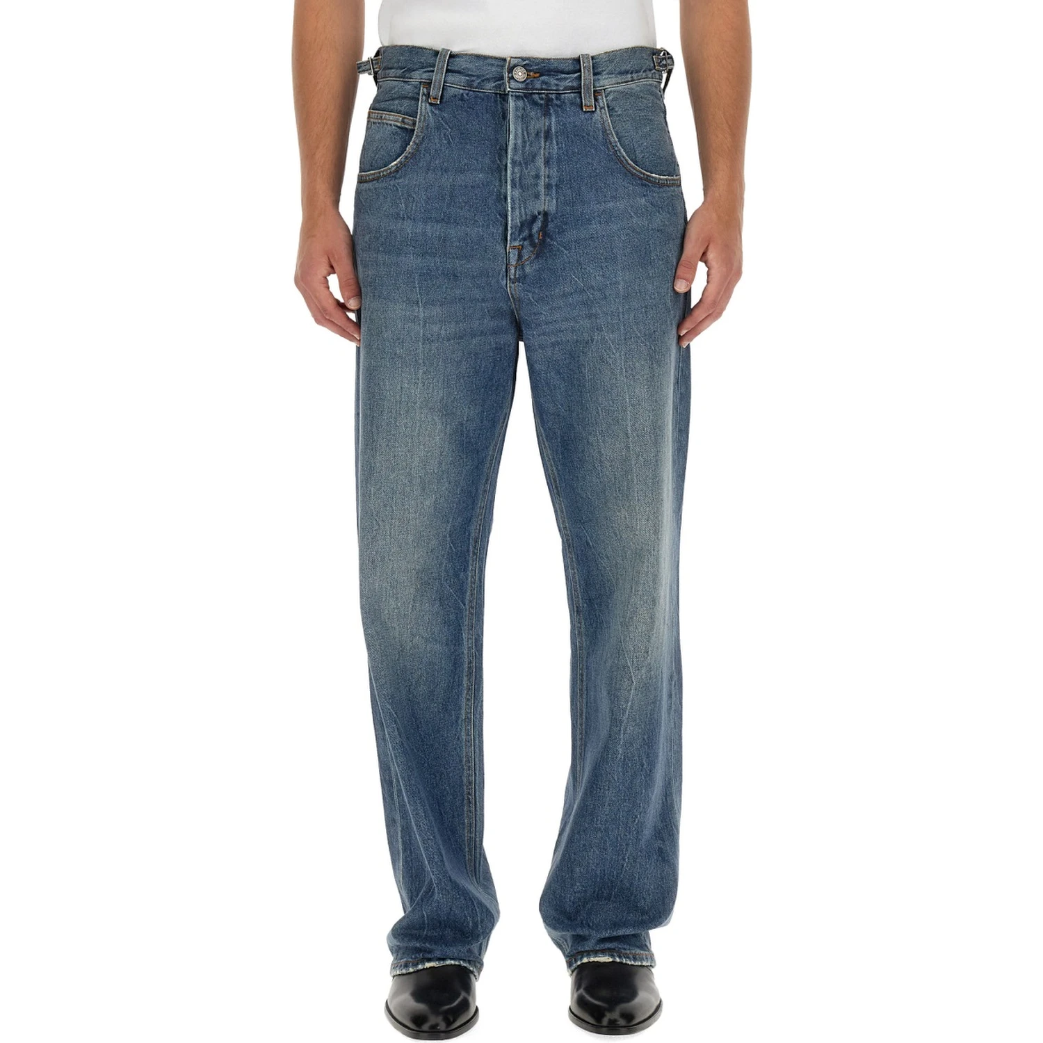 JEANS IN DENIM