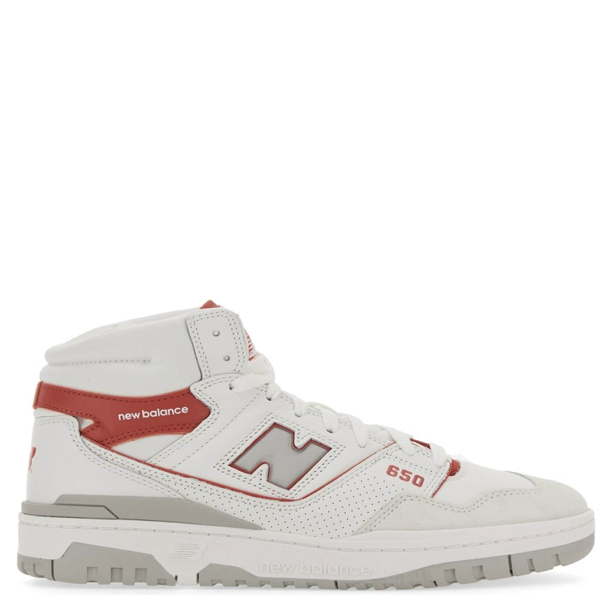 حذاء رياضي 650