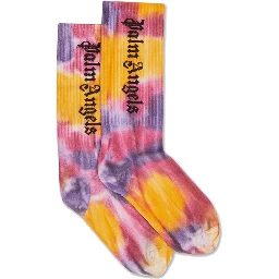 جوارب تحمل شعارًا