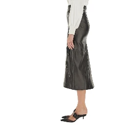 تنورة متوسطة الطول