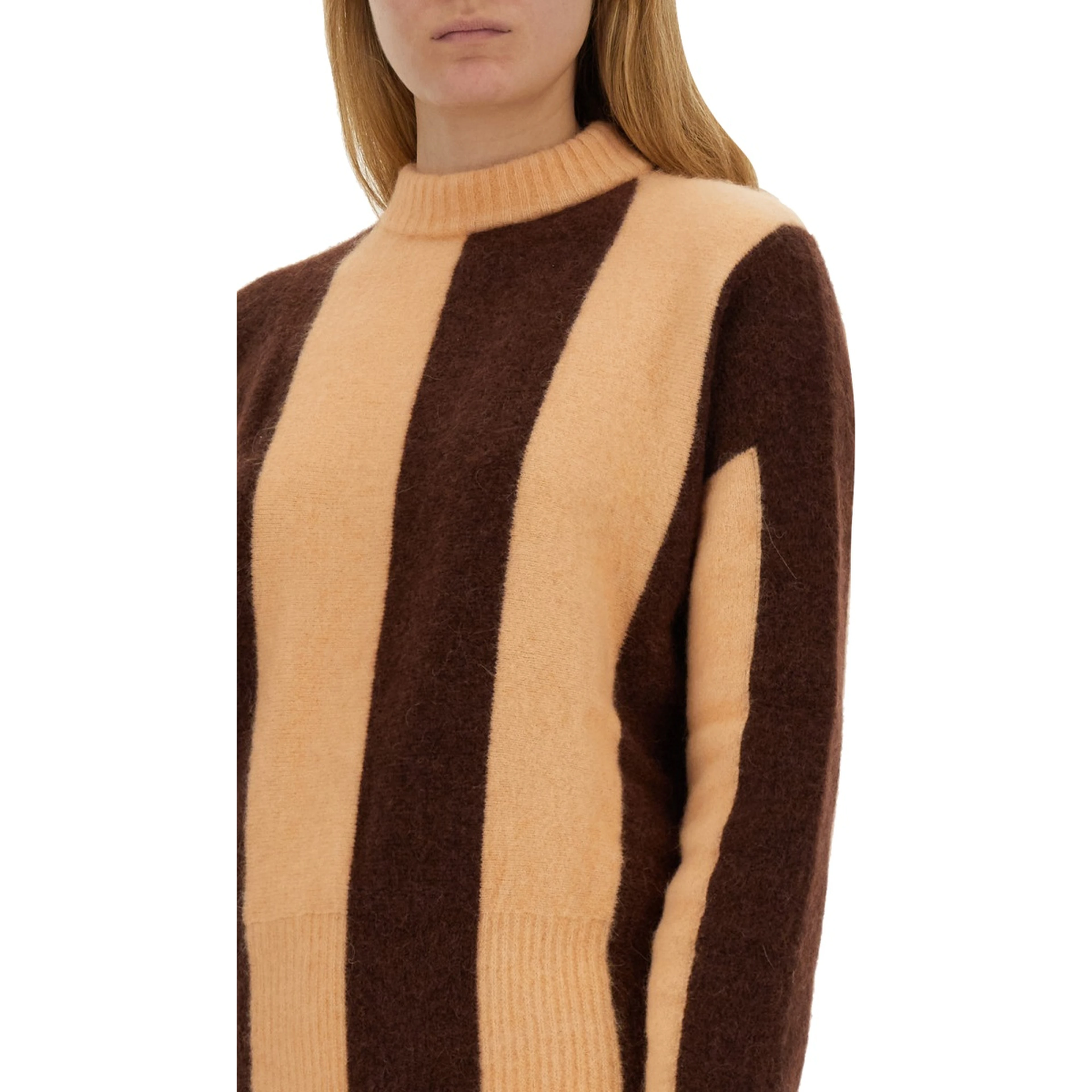 MAXI ROW SWEATER