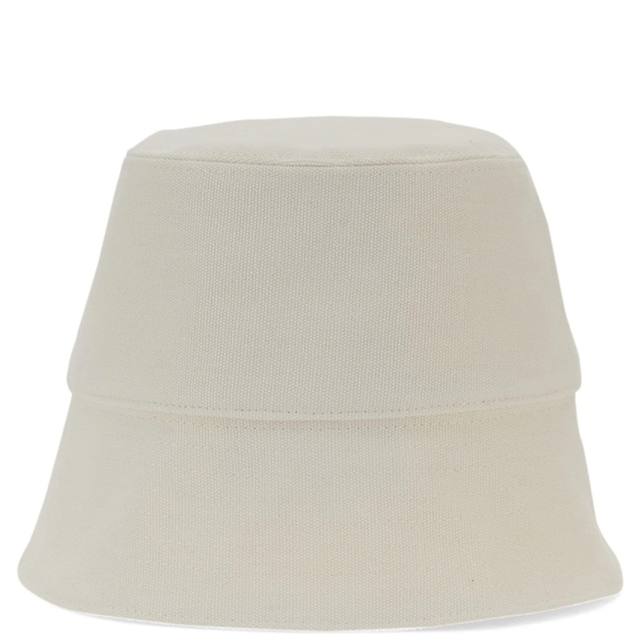 قبعة دلو بشعار