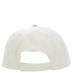 قبعة بيسبول مطرزة بشعار