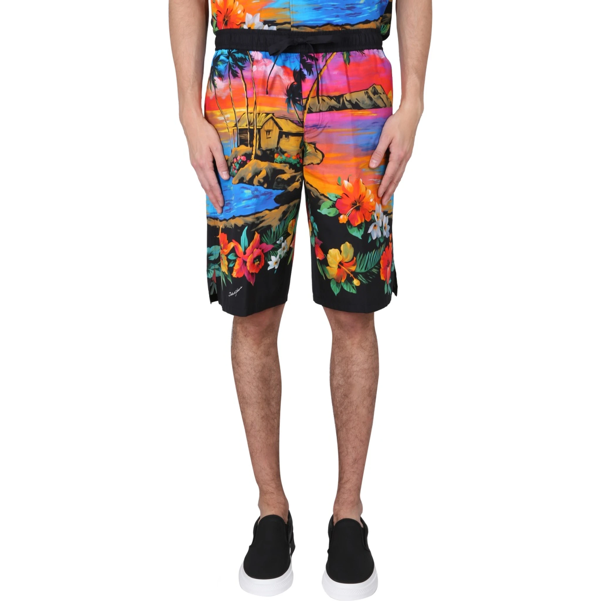 BERMUDA SHORTS WITH SUNSET PRINT