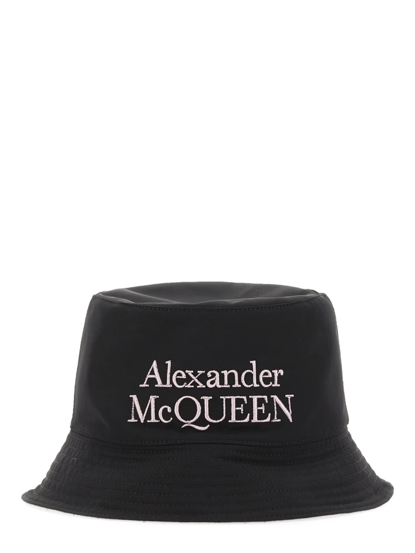 REVERSIBLE BUCKET HAT