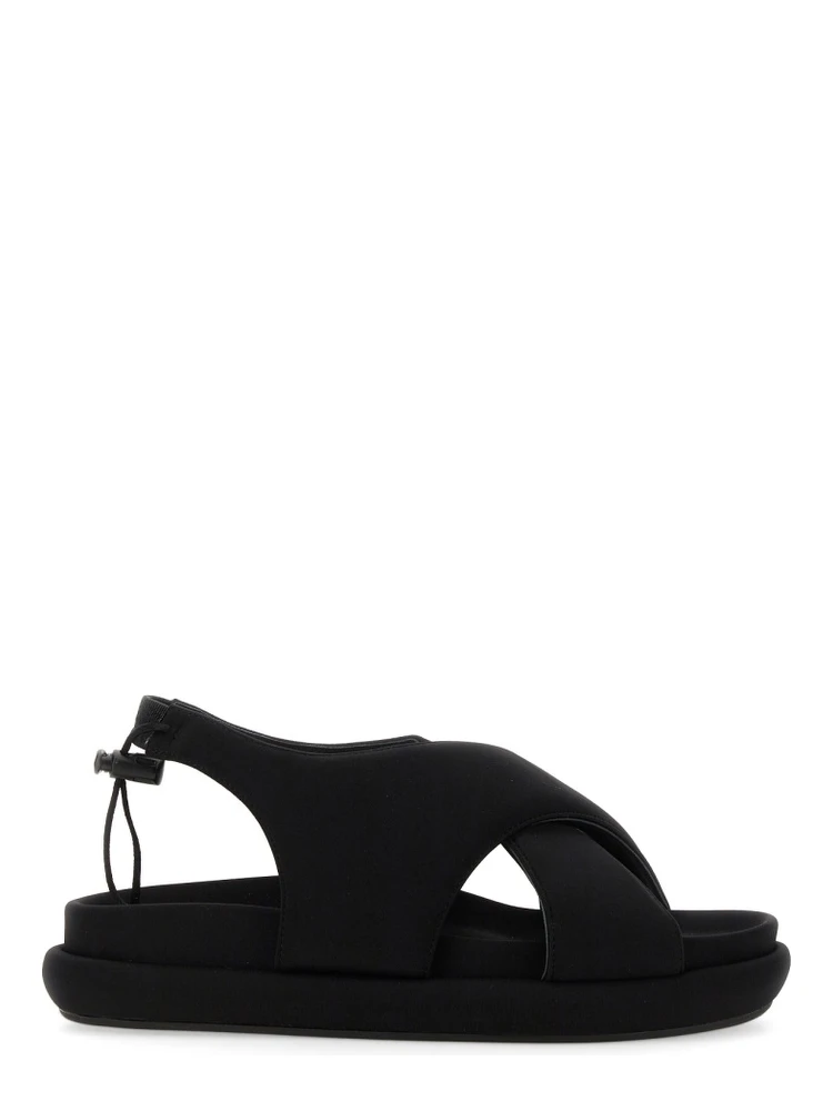 CHUNKY SANDAL.
