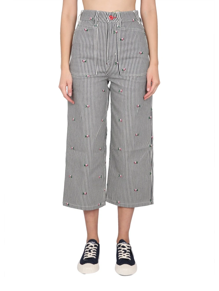 CROPPED FIT JEANS