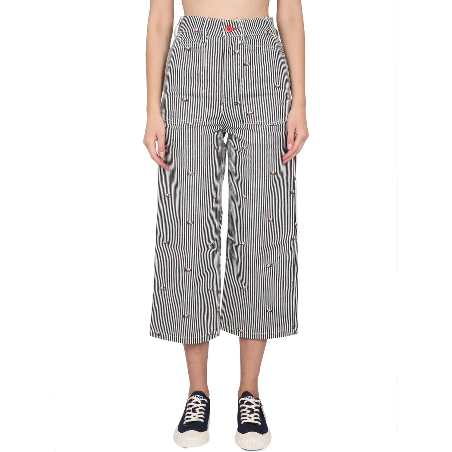 CROPPED FIT JEANS
