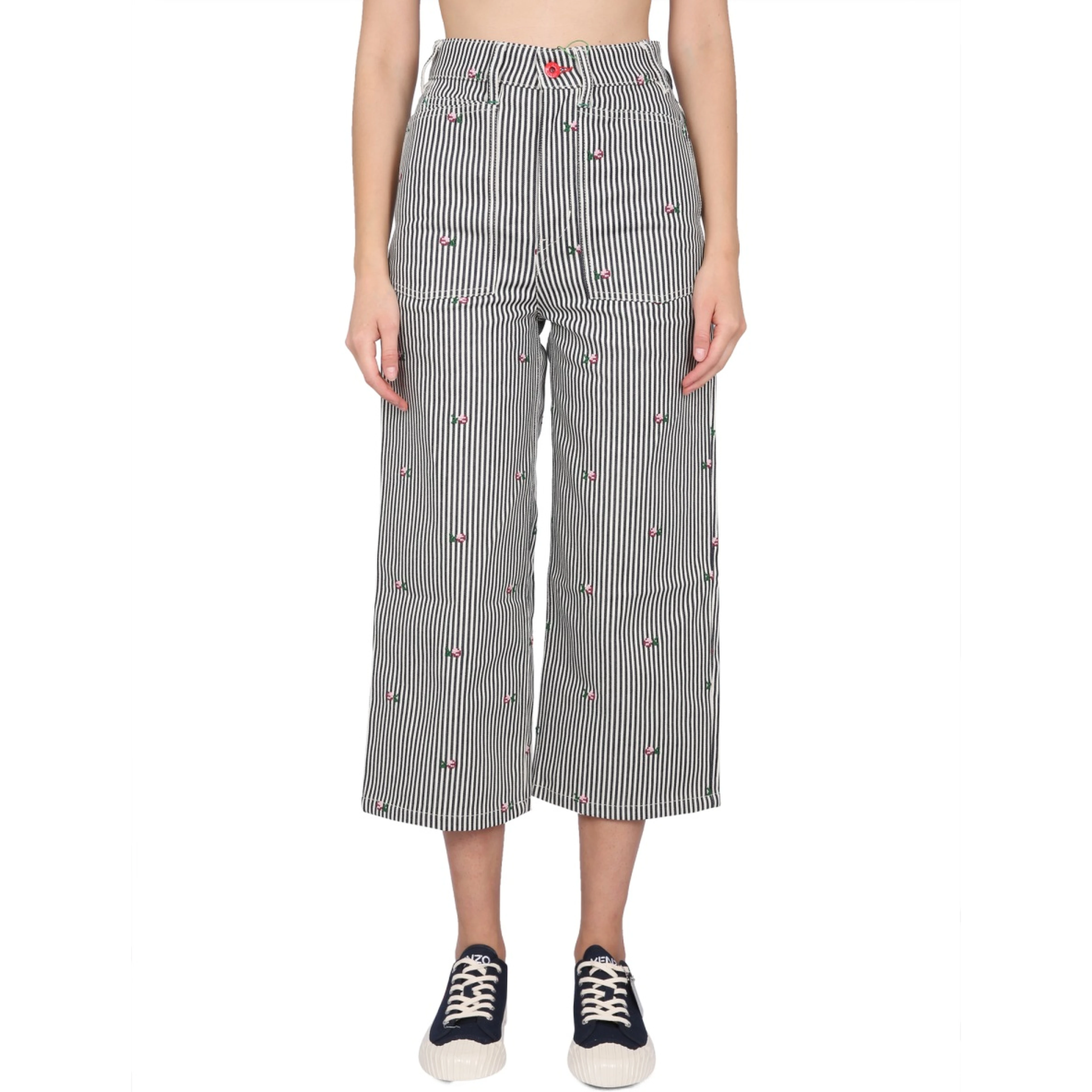 CROPPED FIT JEANS
