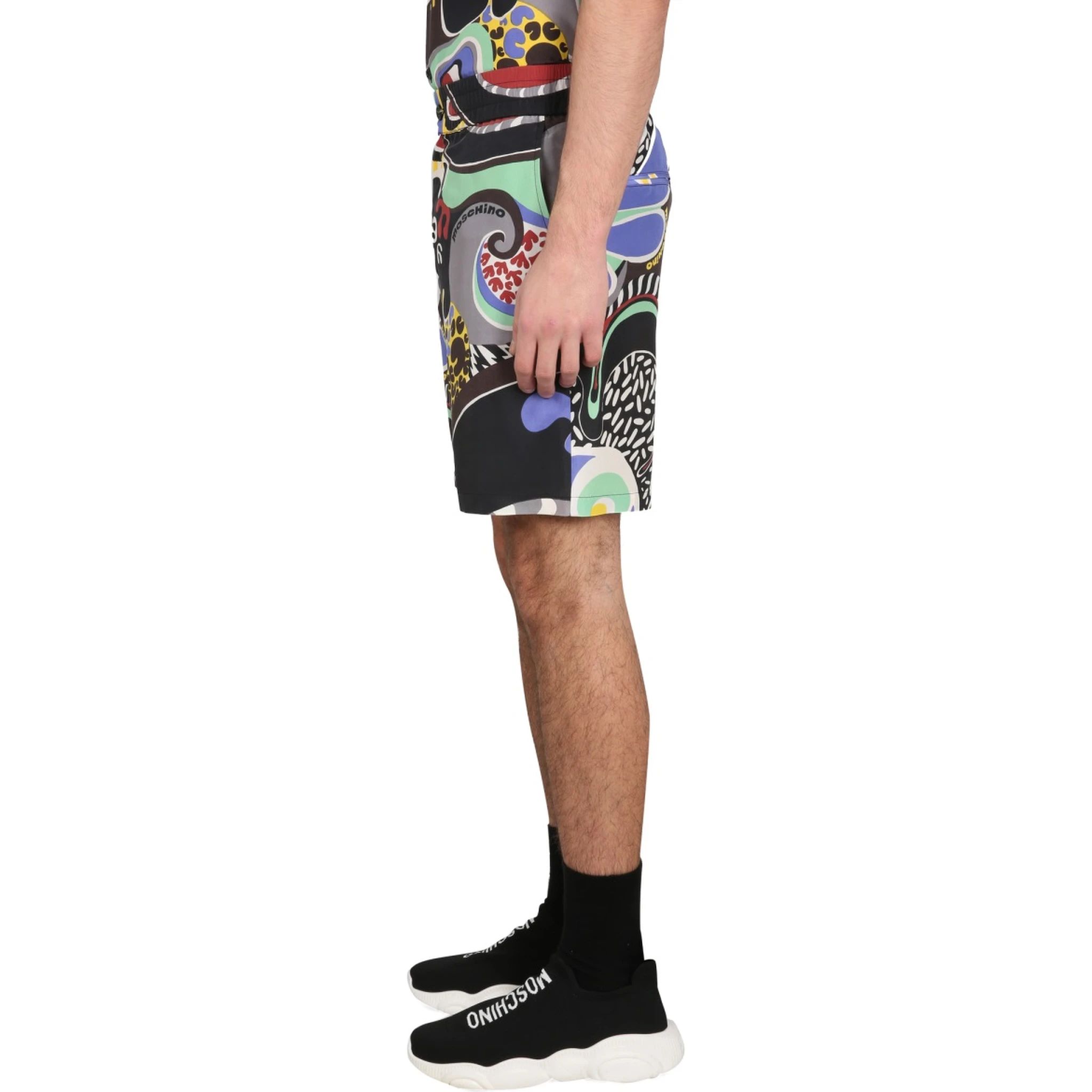 PSYCHEDELIC PRINT BERMUDA SHORTS