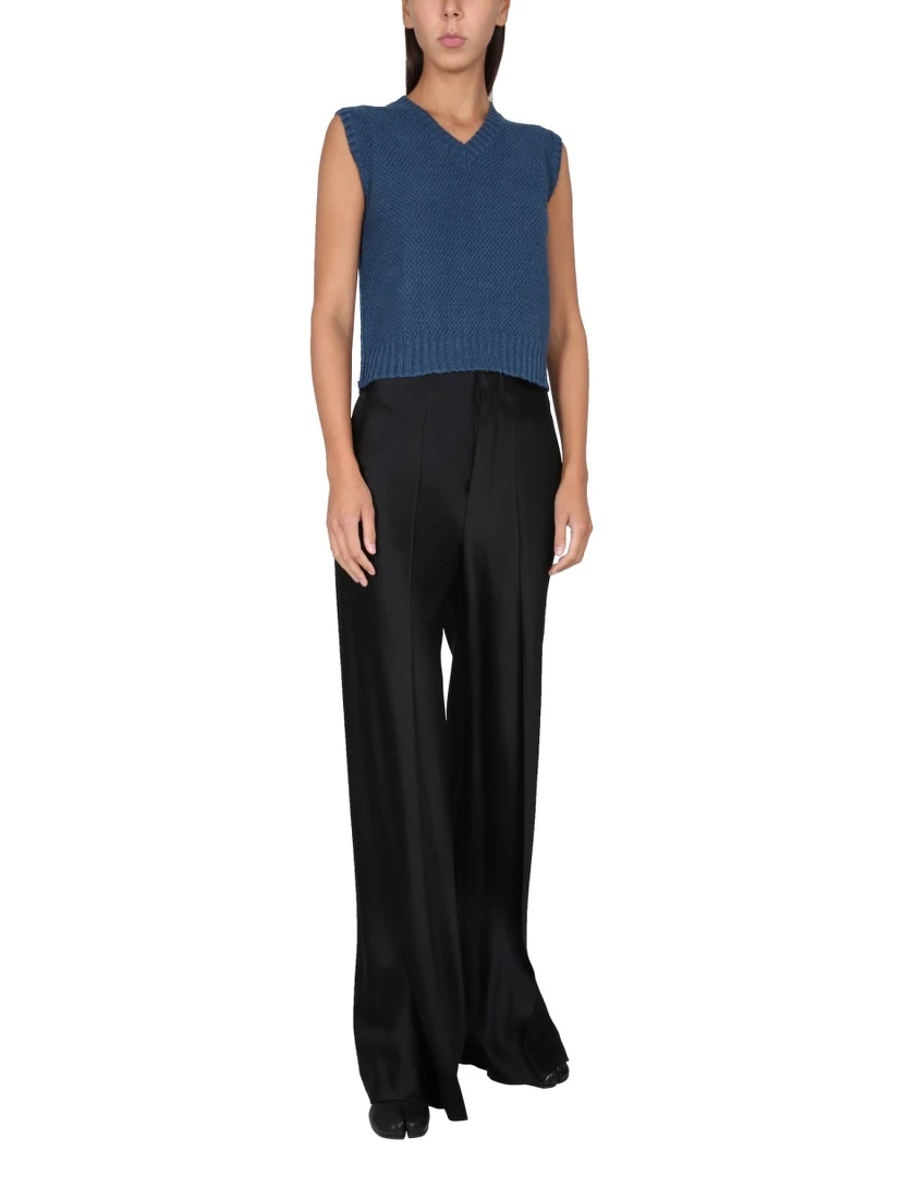 سويت شيرت بخياطة سلة