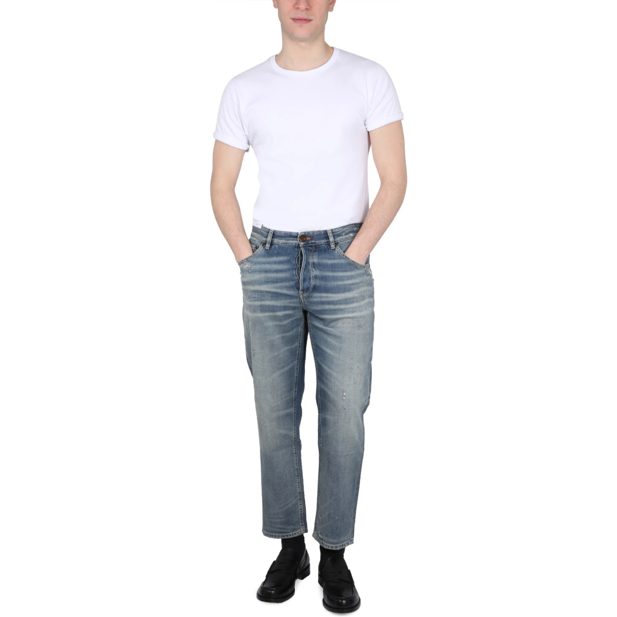 JEANS IN DENIM