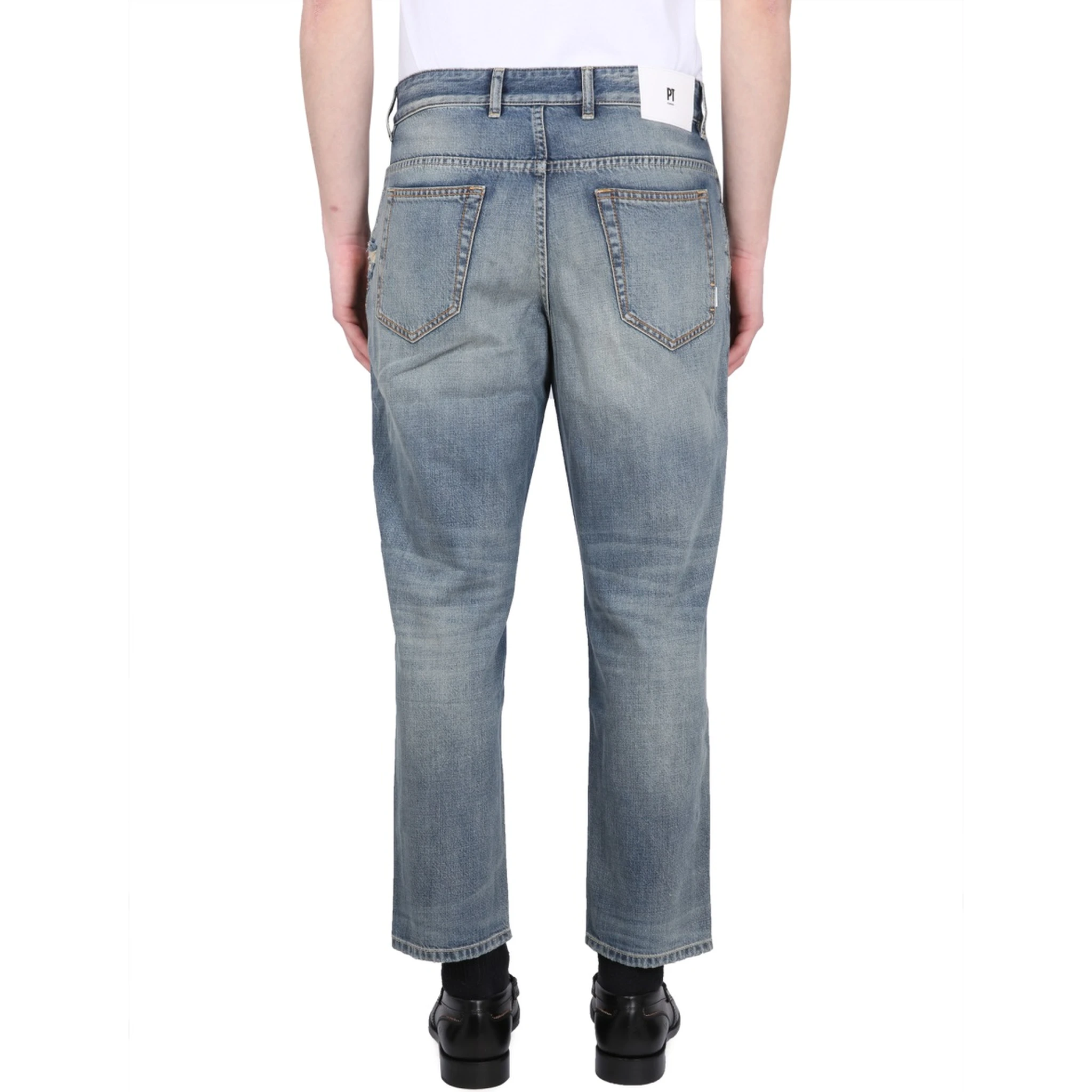 JEANS IN DENIM