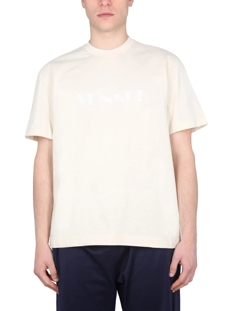 T-SHIRT WITH LOGO
