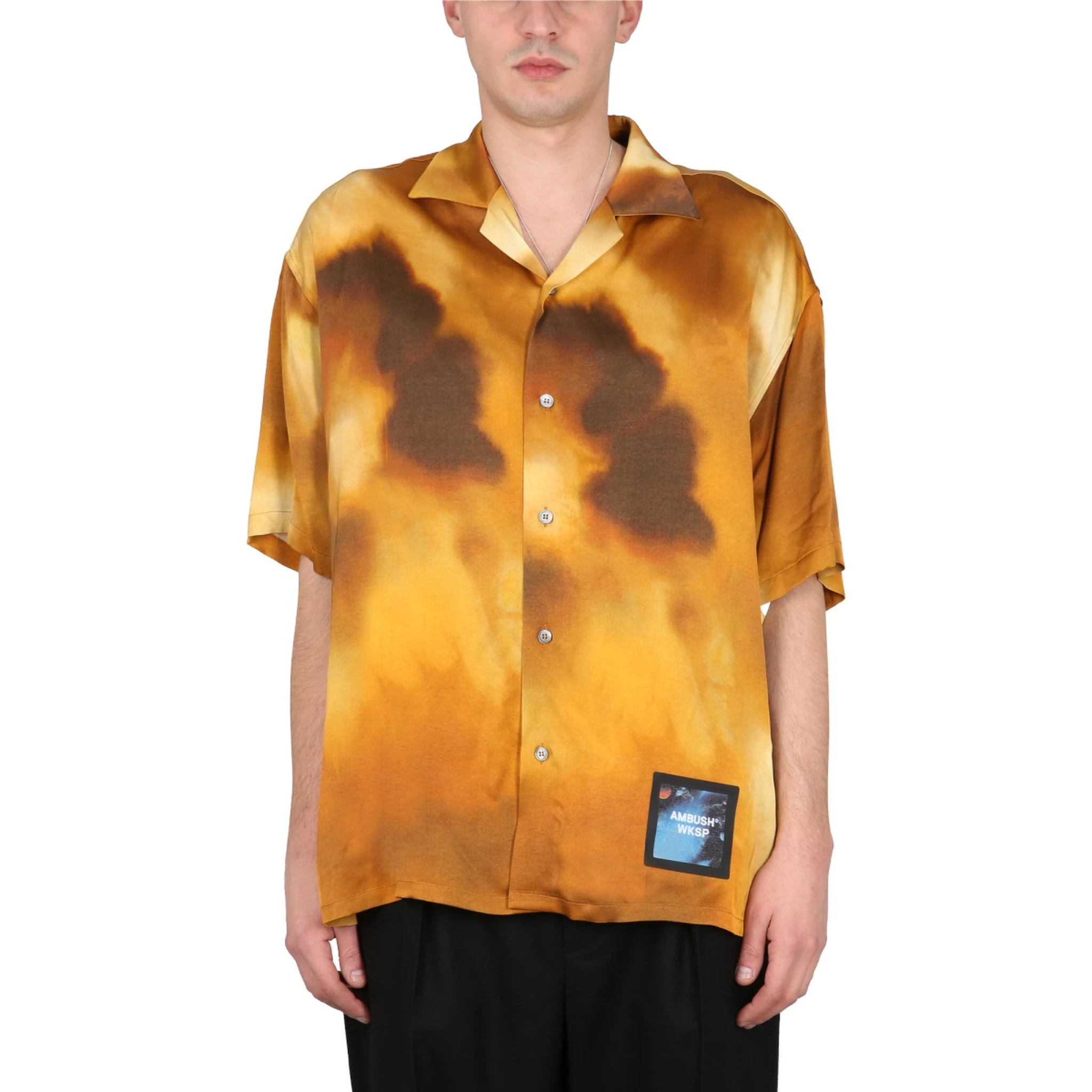 SHIRT WITH LOGO PATCH
