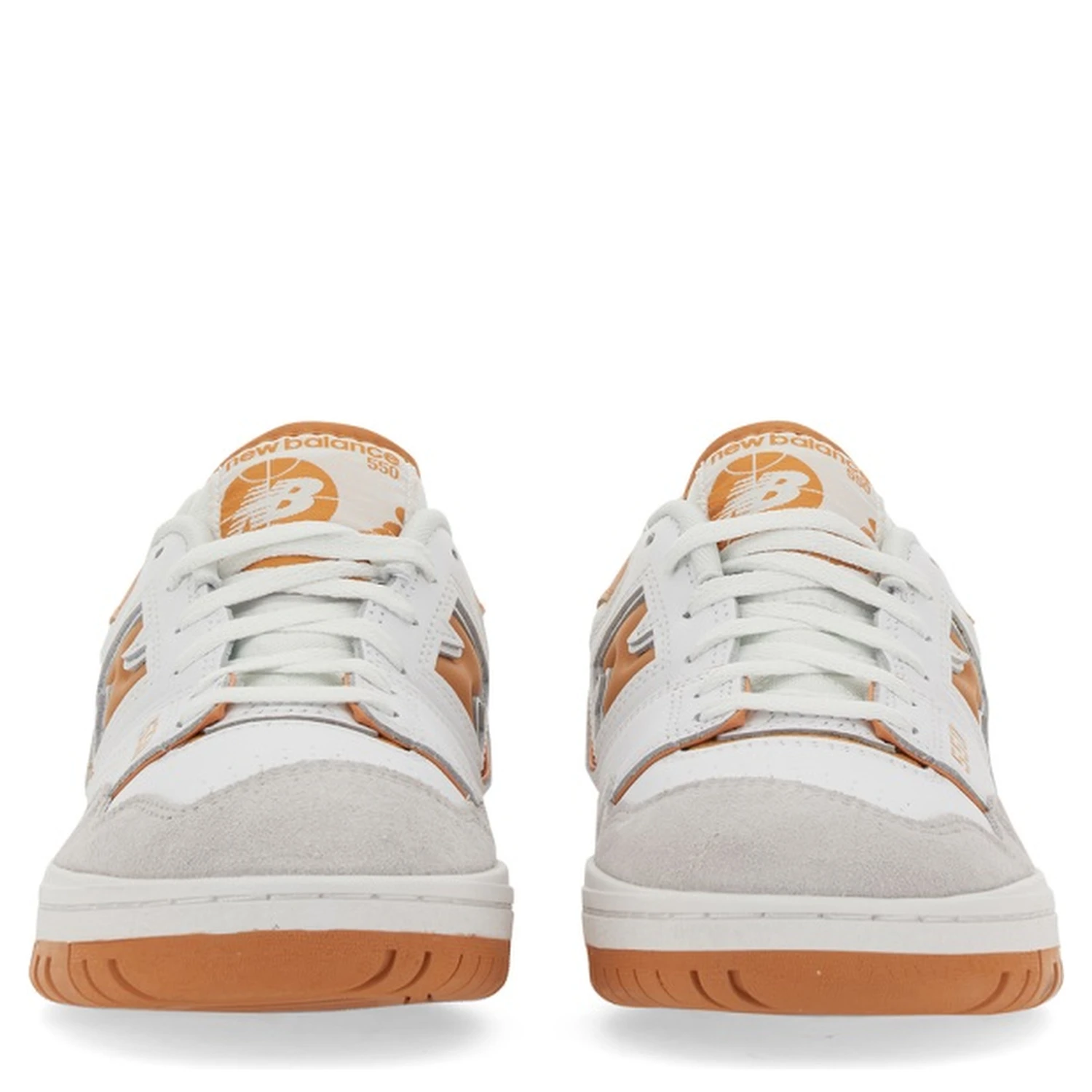 حذاء رياضي 550