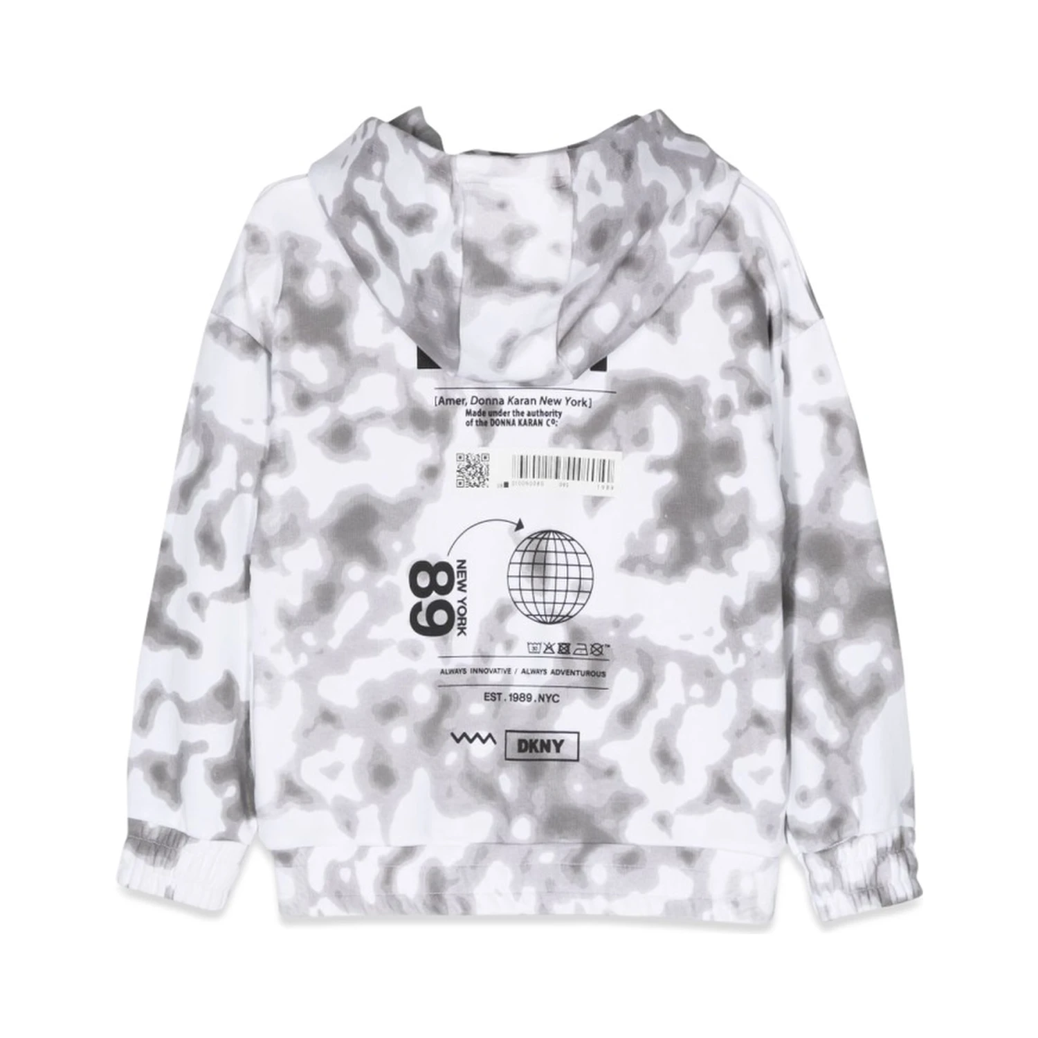 zipper and hoodie
