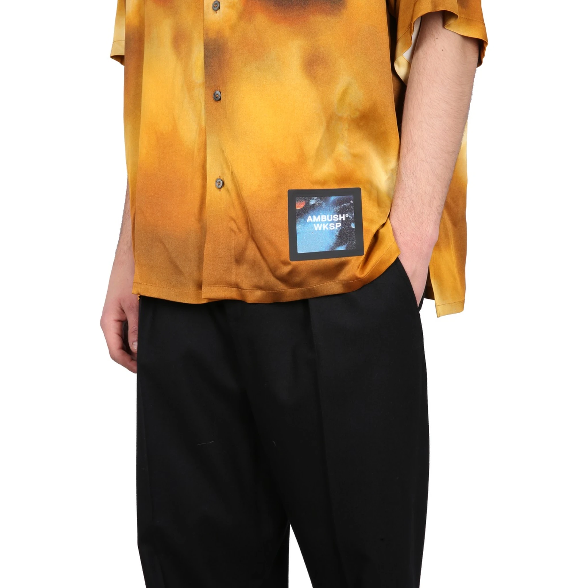 SHIRT WITH LOGO PATCH
