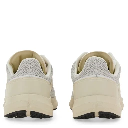 SNEAKER WITH LOGO