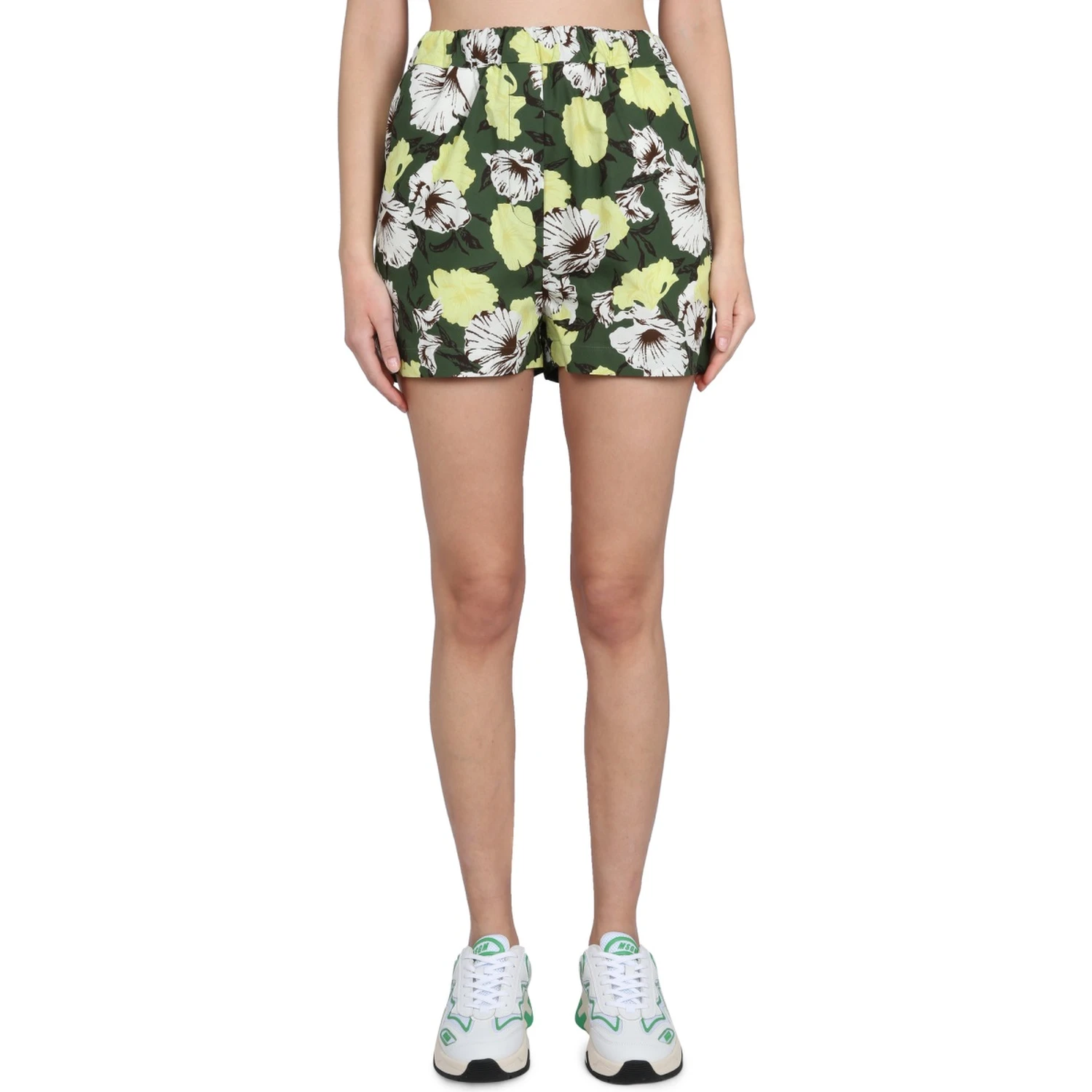 SHORTS WITH ELASTIC
