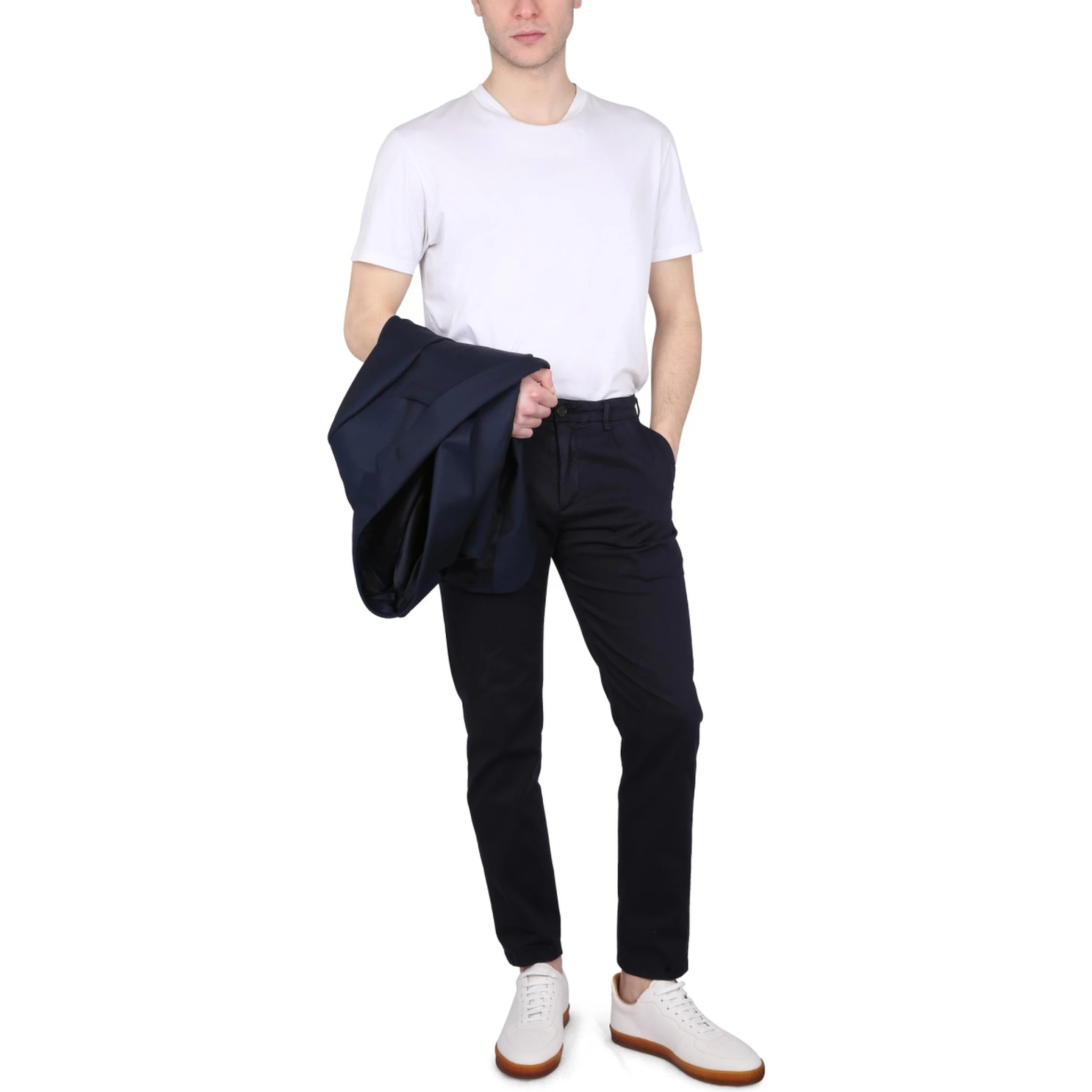 بنطلون تشينو