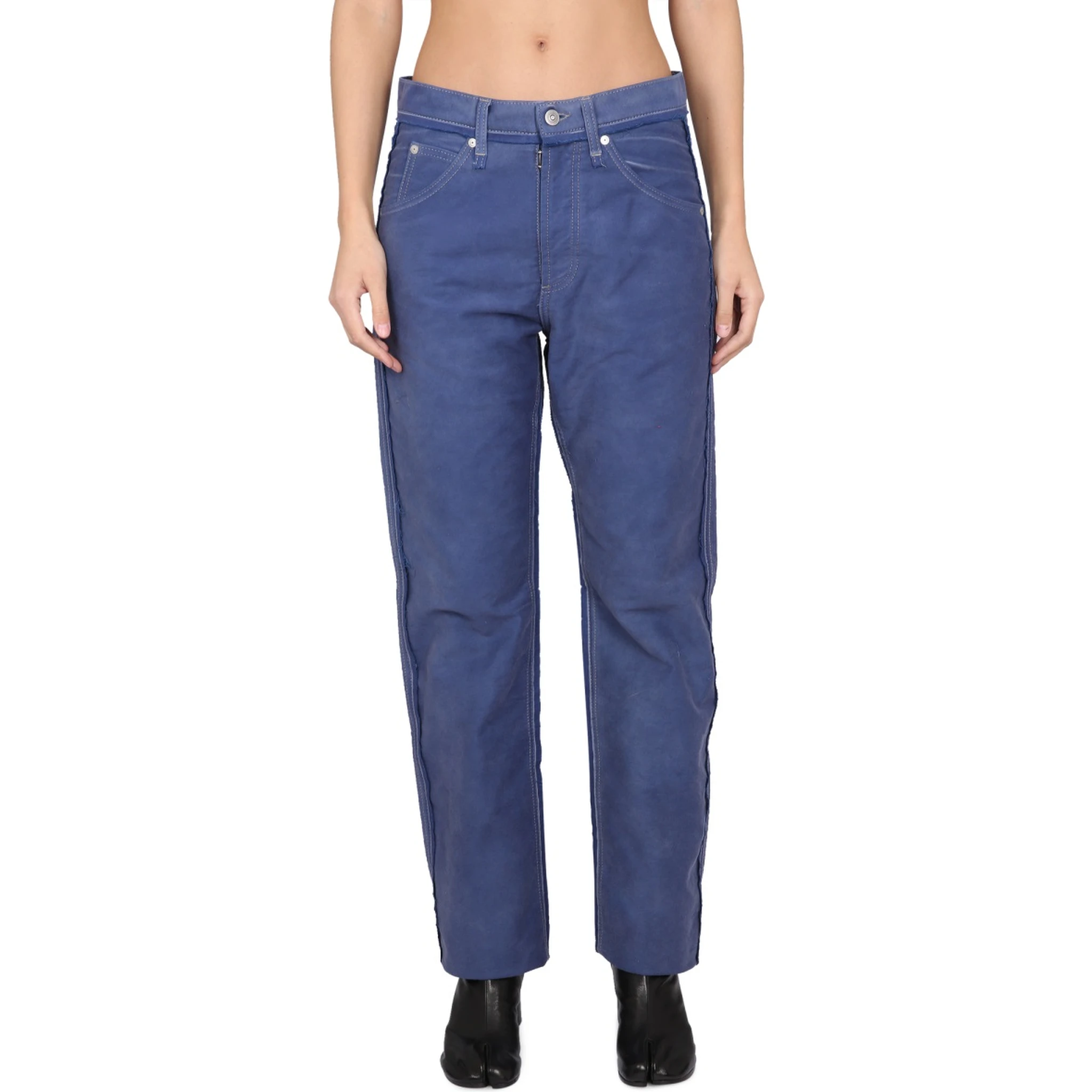 DISTRESSED JEANS EFFECT