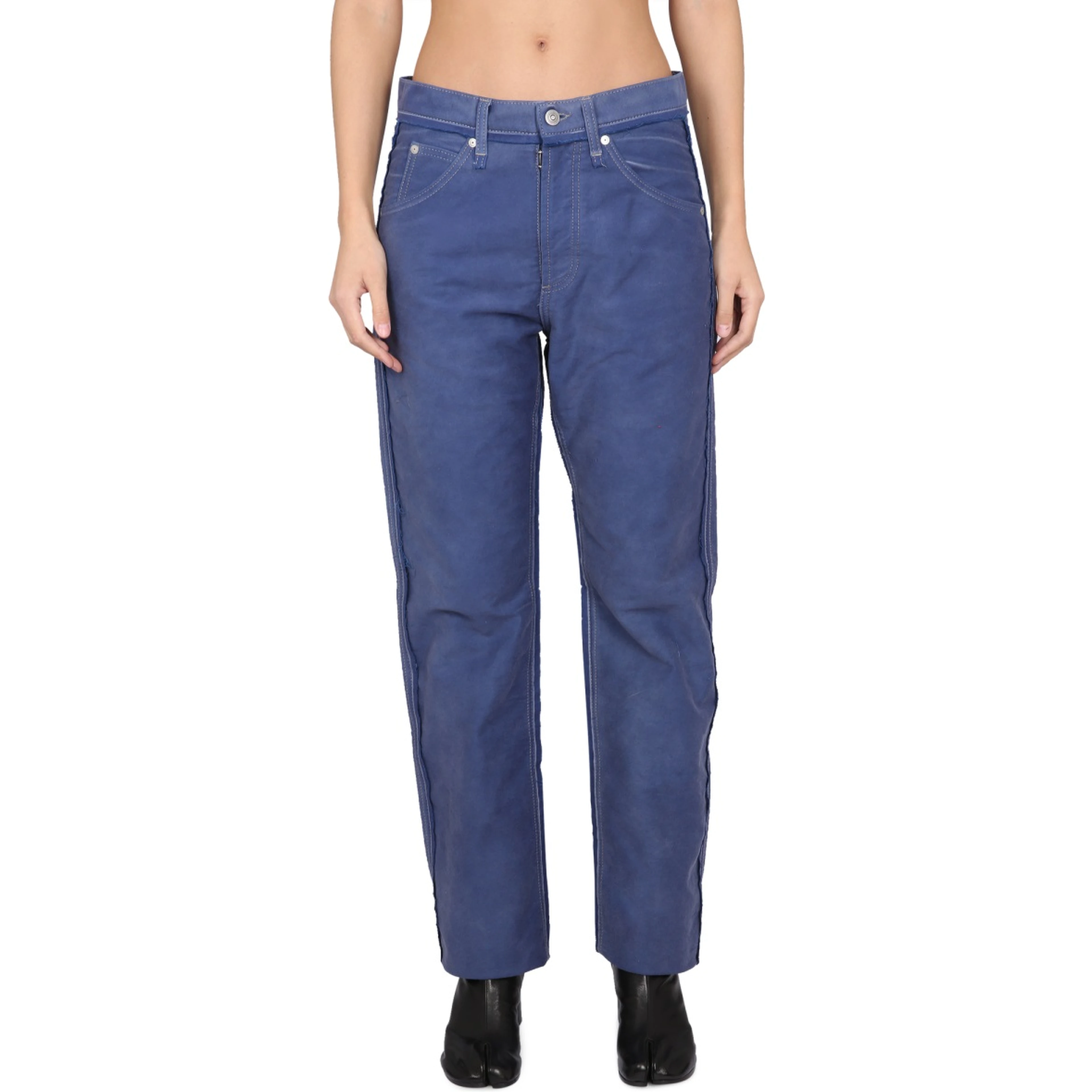 DISTRESSED JEANS EFFECT