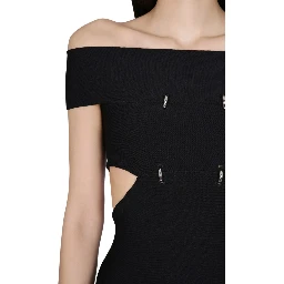 TOP WITH CUT-OUT DETAILS