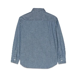 قميص بأكمام طويلة